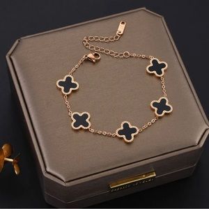 Four Clover Bracelet